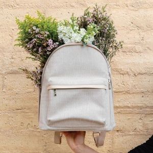 Beis Everyday Backpack in Beige